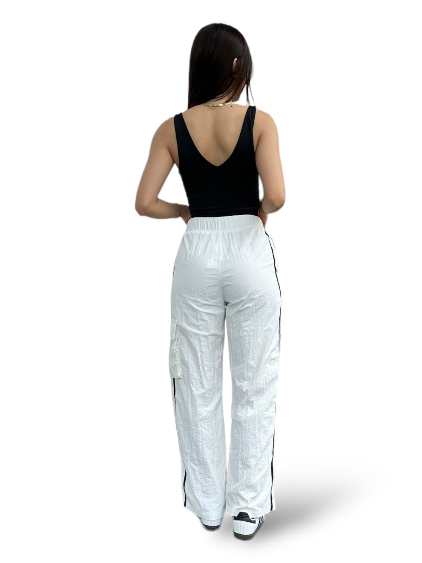 PANTALON LINEA NEGRA